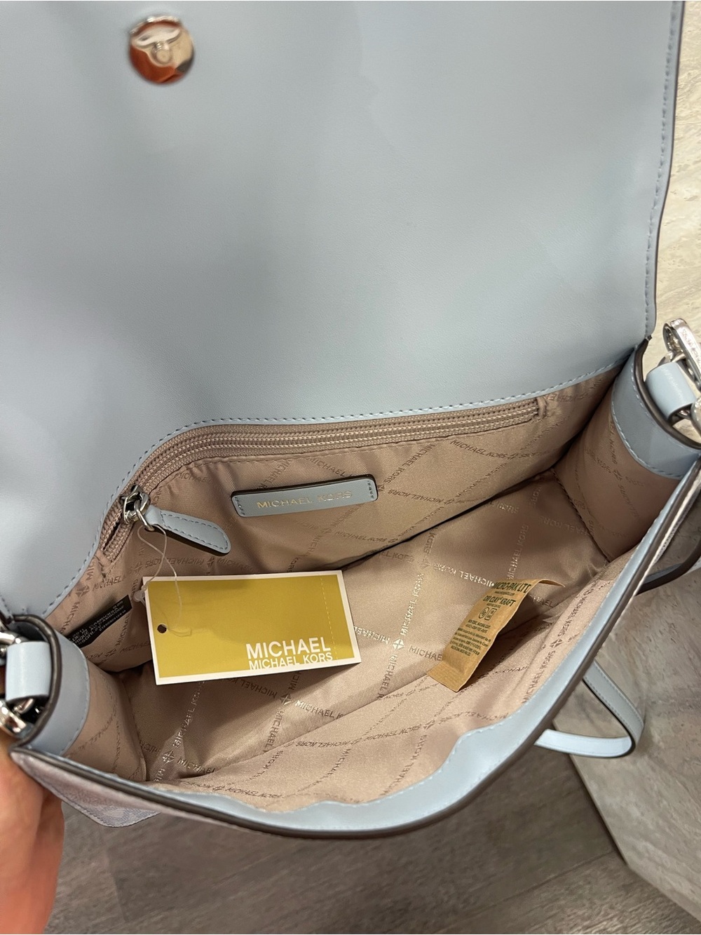 MICHAEL KORS Greenwich Md Signature Logo Shoulder Crossbody Satchel 
Pale Ocean - Picture 7 of 16